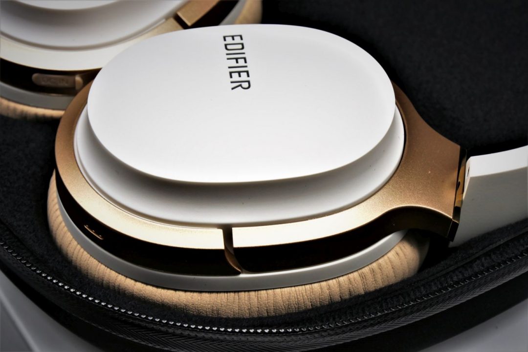 Edifier W830BT